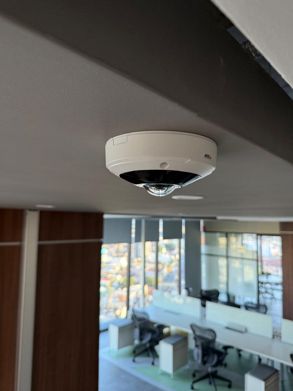 Camara de seguridad instalada por Compured